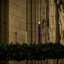 Sung Mass and Lighting of the Advent Wreath by the Noble Singers
